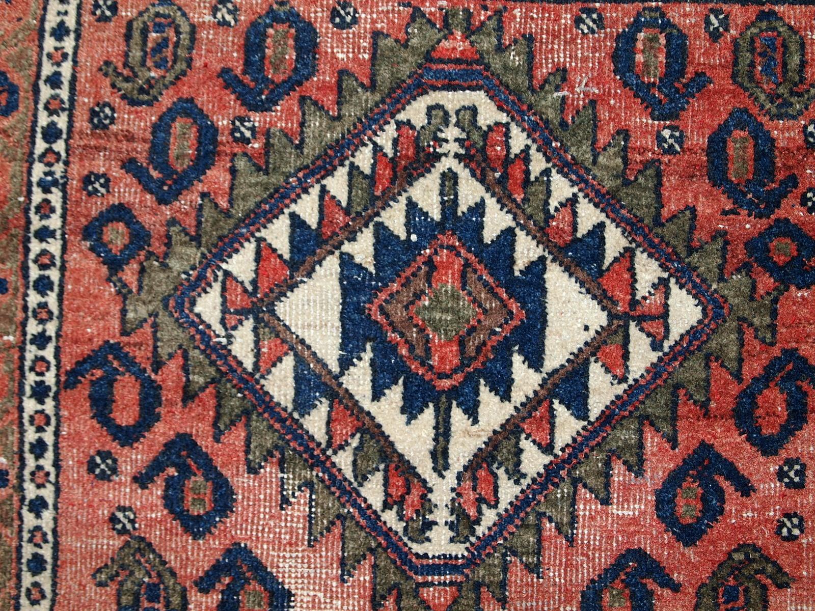Handgefertigter Vintage-Teppich im kurdischen Stil, 1930er Jahre, 1C654 im Angebot 2