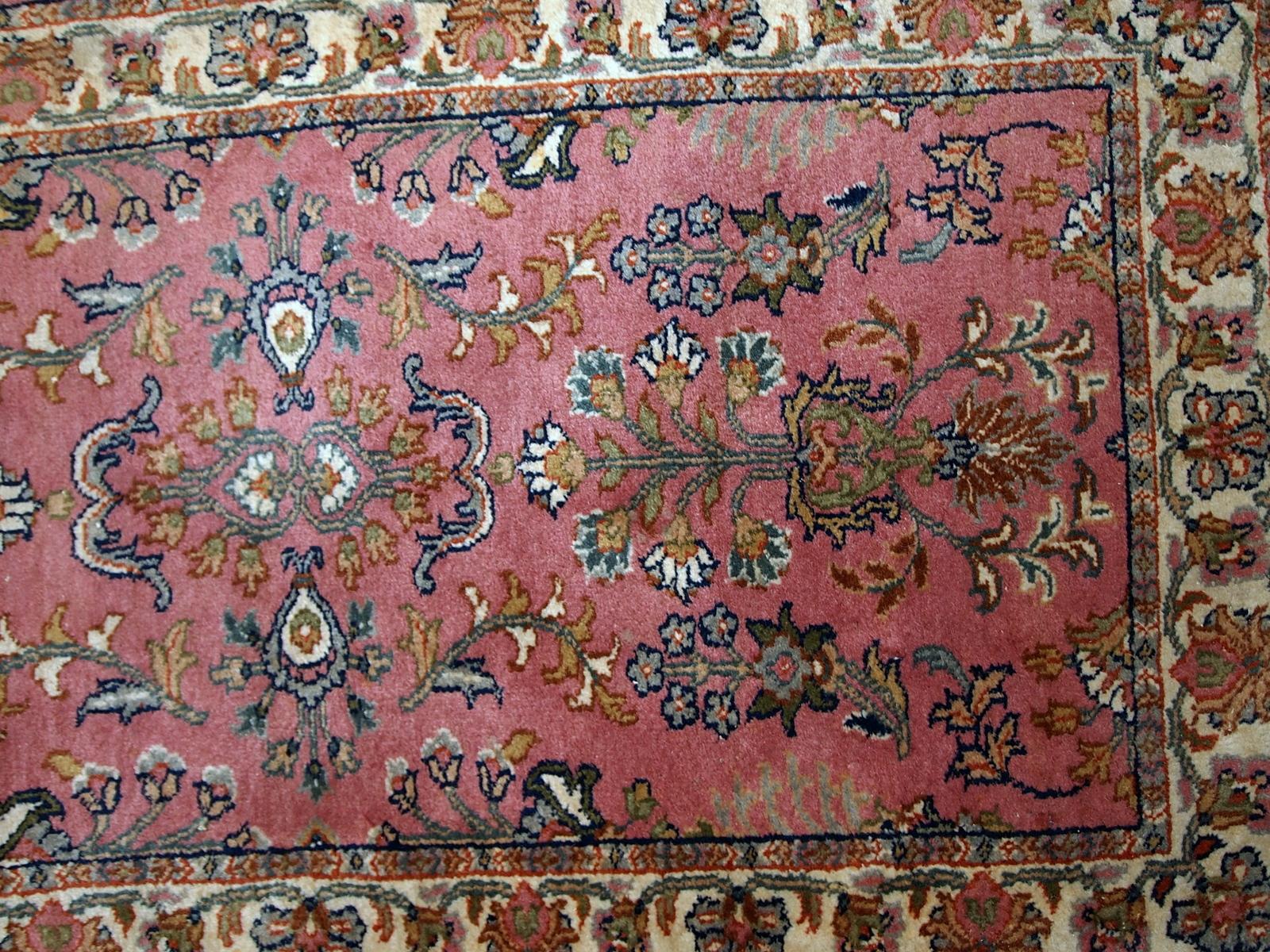 Handmade Vintage Lilihan Style Rug, 1960s, 1C648 In Good Condition In Bordeaux, FR