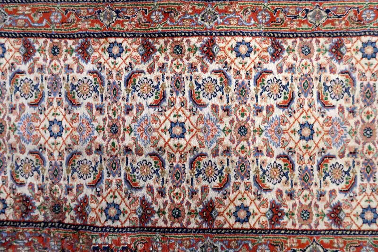 Handmade Vintage Mahal Style Runner, 1960s, 1C1005 For Sale 1