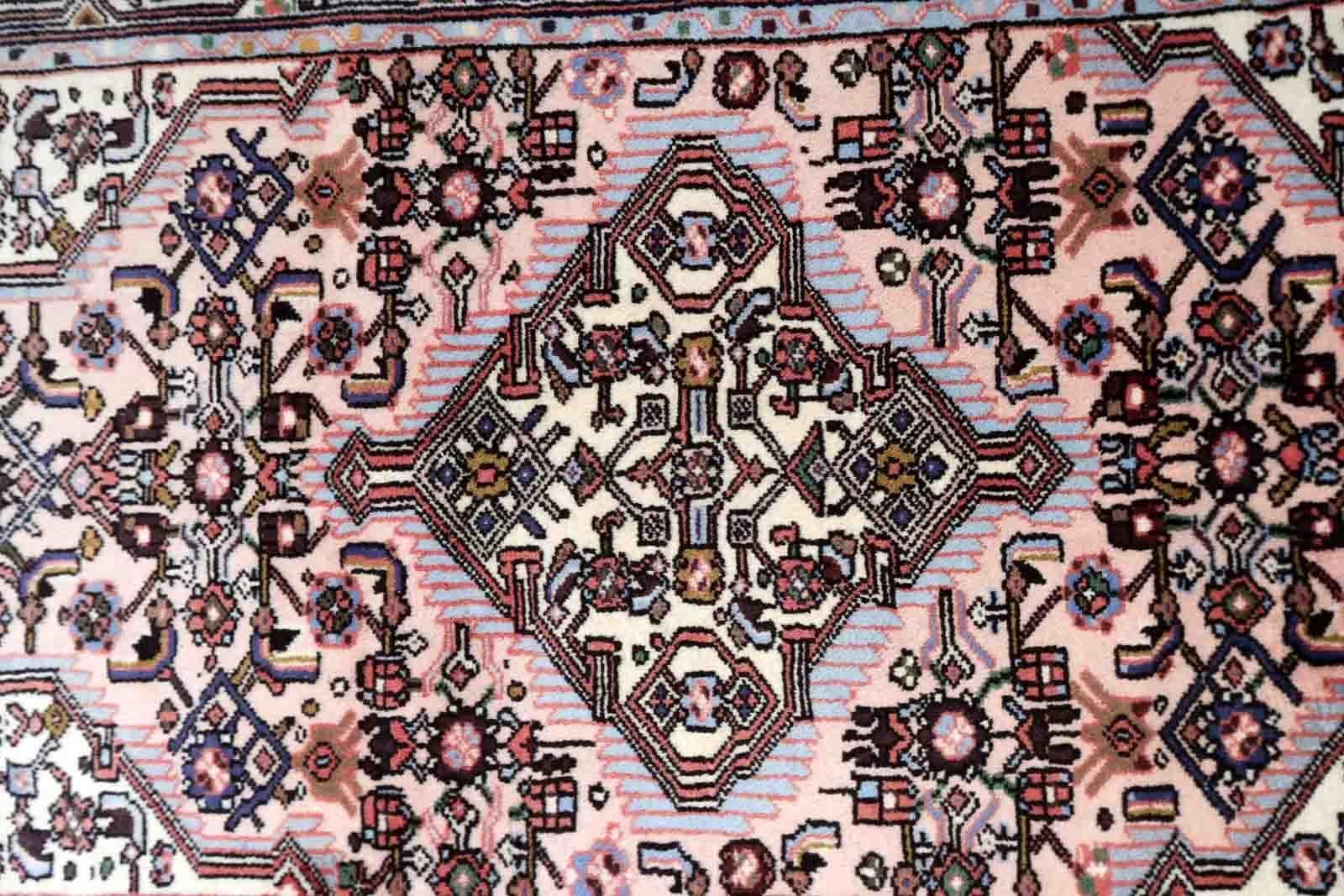 Handmade Vintage Malayer Style Rug, 1940s, 1c1047 For Sale 1