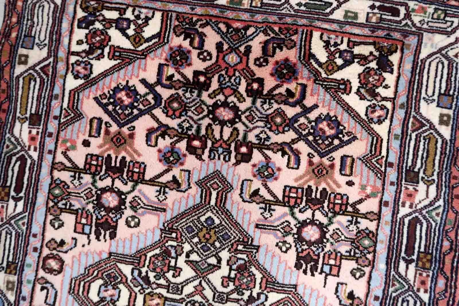 Handmade Vintage Malayer Style Rug, 1940s, 1c1047 For Sale 2