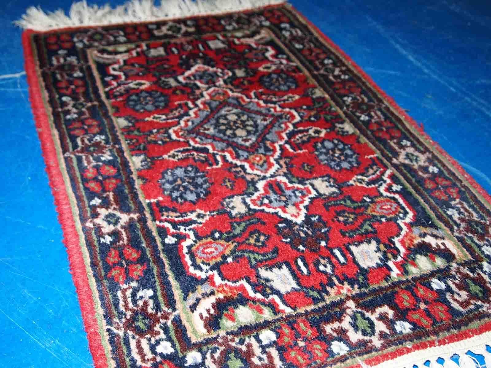 Late 20th Century Handmade Vintage Malayer Style Rug, 1970s, 1C751 For Sale