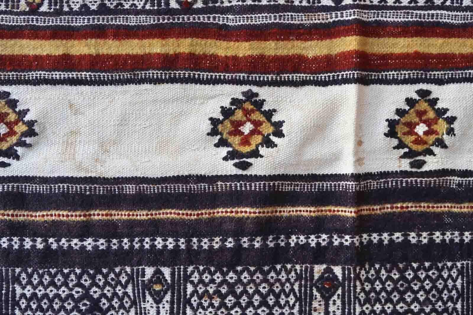 Handmade Vintage Moroccan Berber Kilim, 1950s, 1p111 In Good Condition For Sale In Bordeaux, FR