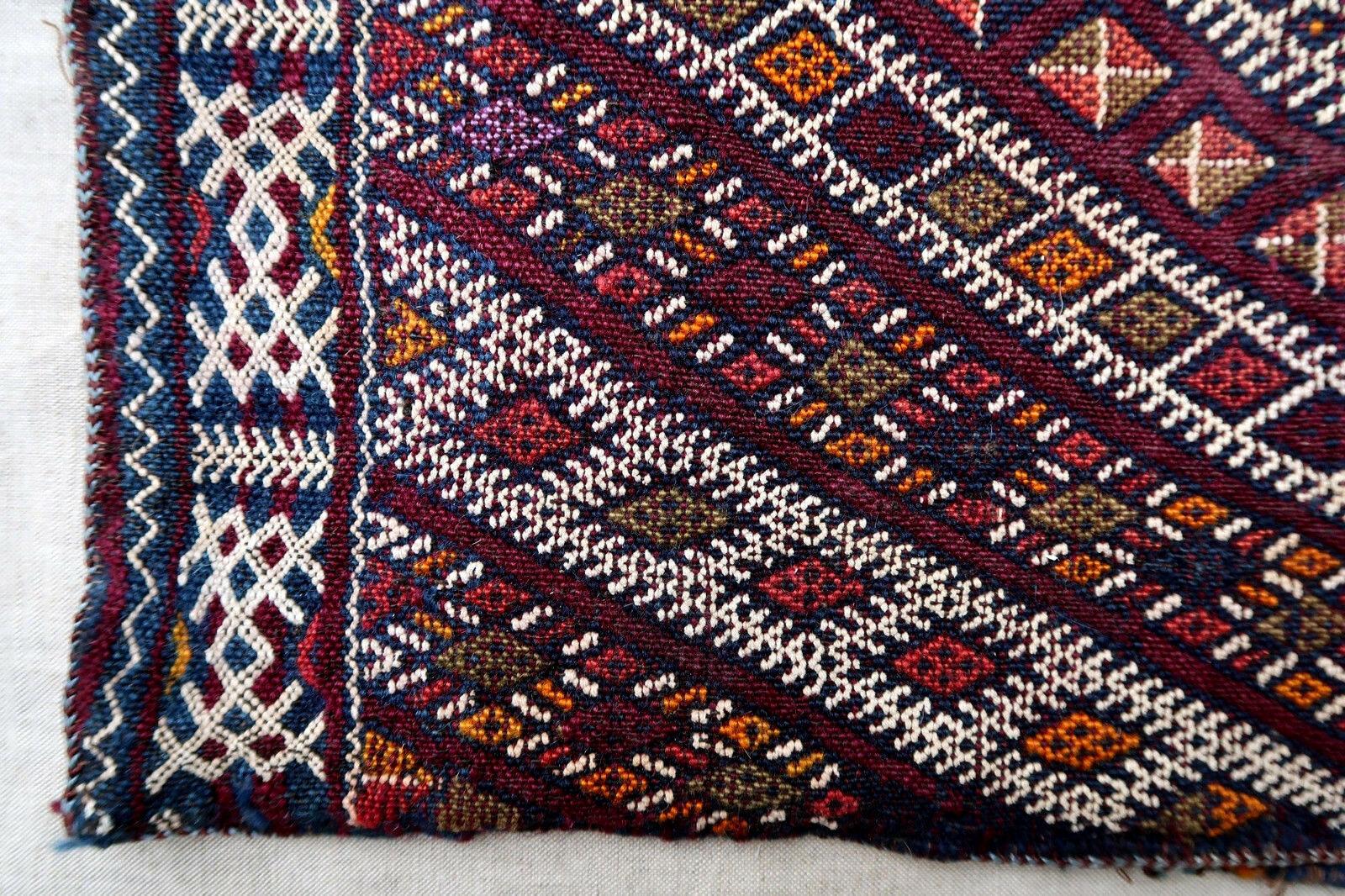 Handmade Vintage Moroccan Berber Kilim Cushion, 1950s, 1P45 In Good Condition For Sale In Bordeaux, FR