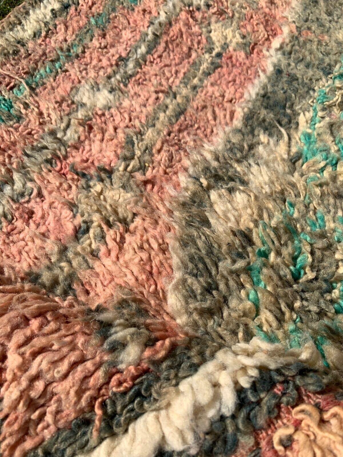 Handgefertigter marokkanischer Berberroter Vintage-Teppich 5,5' x 10', 1990er Jahre - 1G07 im Zustand „Gut“ im Angebot in Bordeaux, FR
