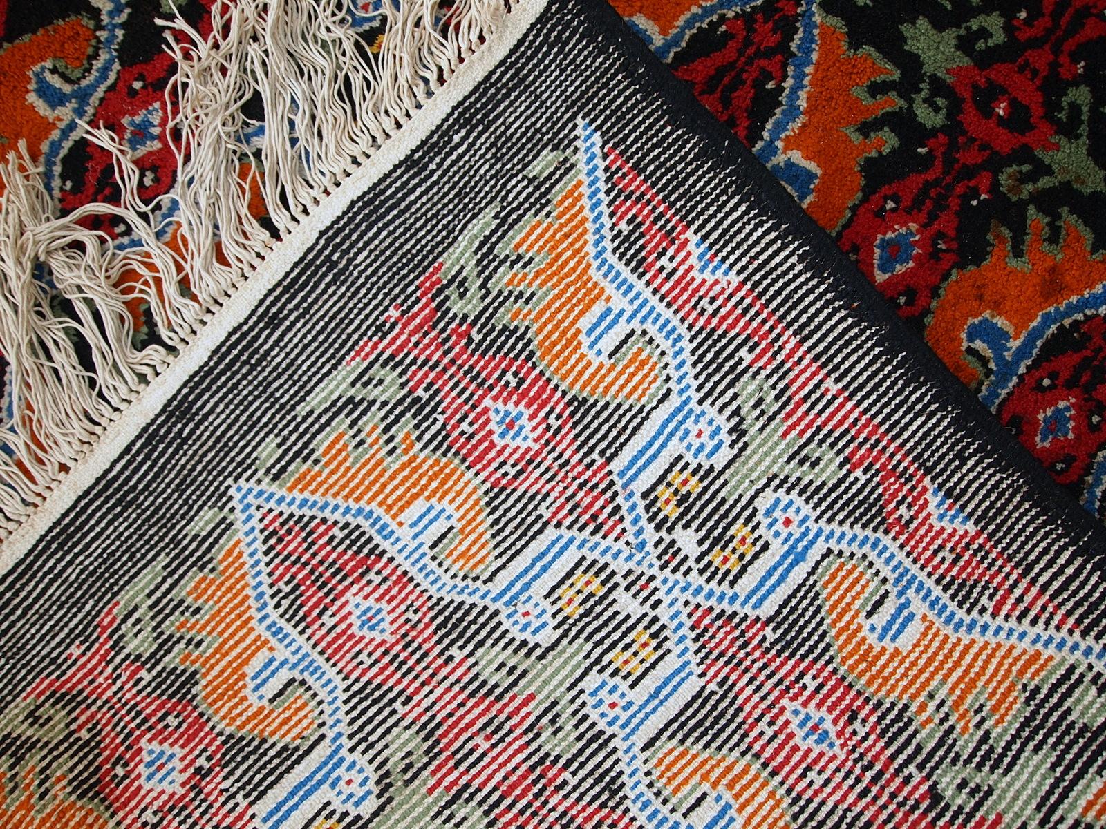 Handgefertigter marokkanischer Vintage-Berberteppich, 1970er Jahre, 1C443 4
