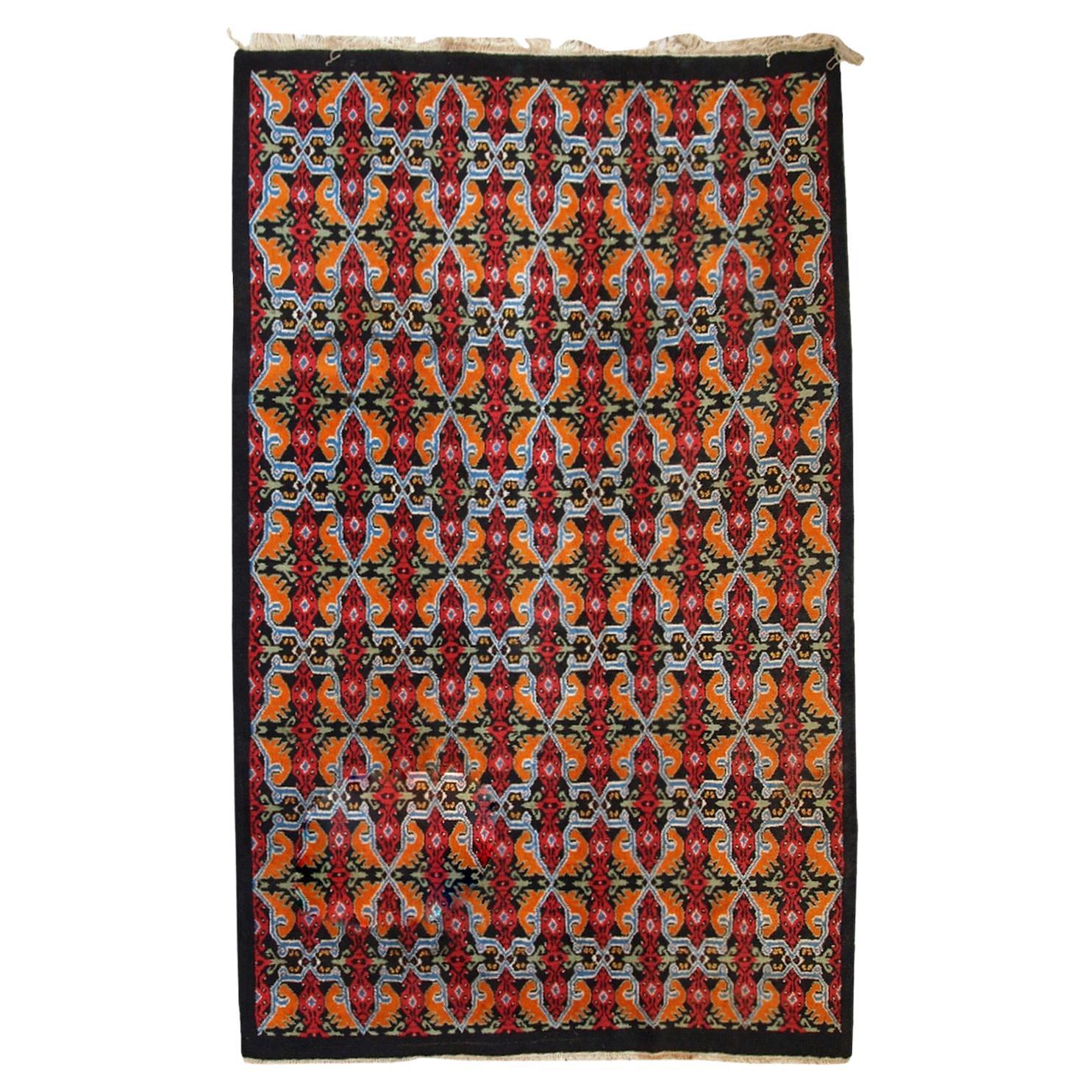Handmade Vintage Moroccan Berber Rug, 1970s, 1C629 For Sale at 1stDibs