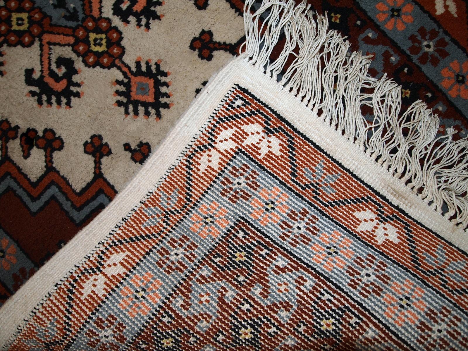 Annodato a mano Tappeto berbero marocchino vintage fatto a mano, anni '70, 1C629 in vendita