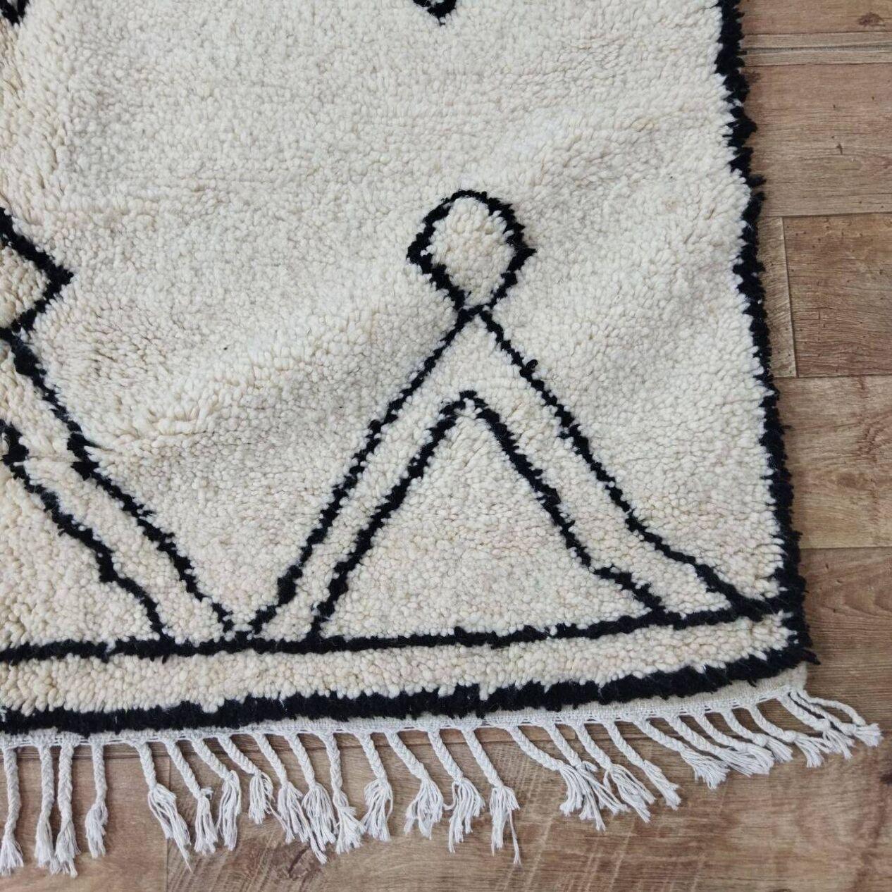 Noué à la main Tapis berbère marocain vintage fait à la main 4,9' x 8,2' 1980, 1X17 en vente