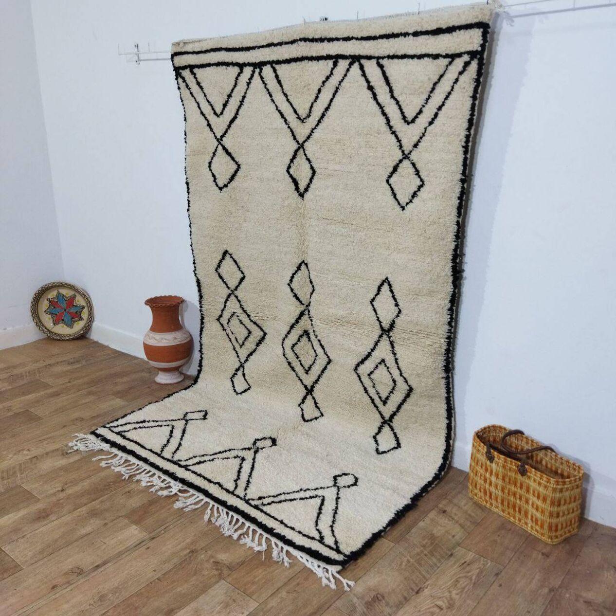 Fin du 20e siècle Tapis berbère marocain vintage fait à la main 4,9' x 8,2' 1980, 1X17 en vente