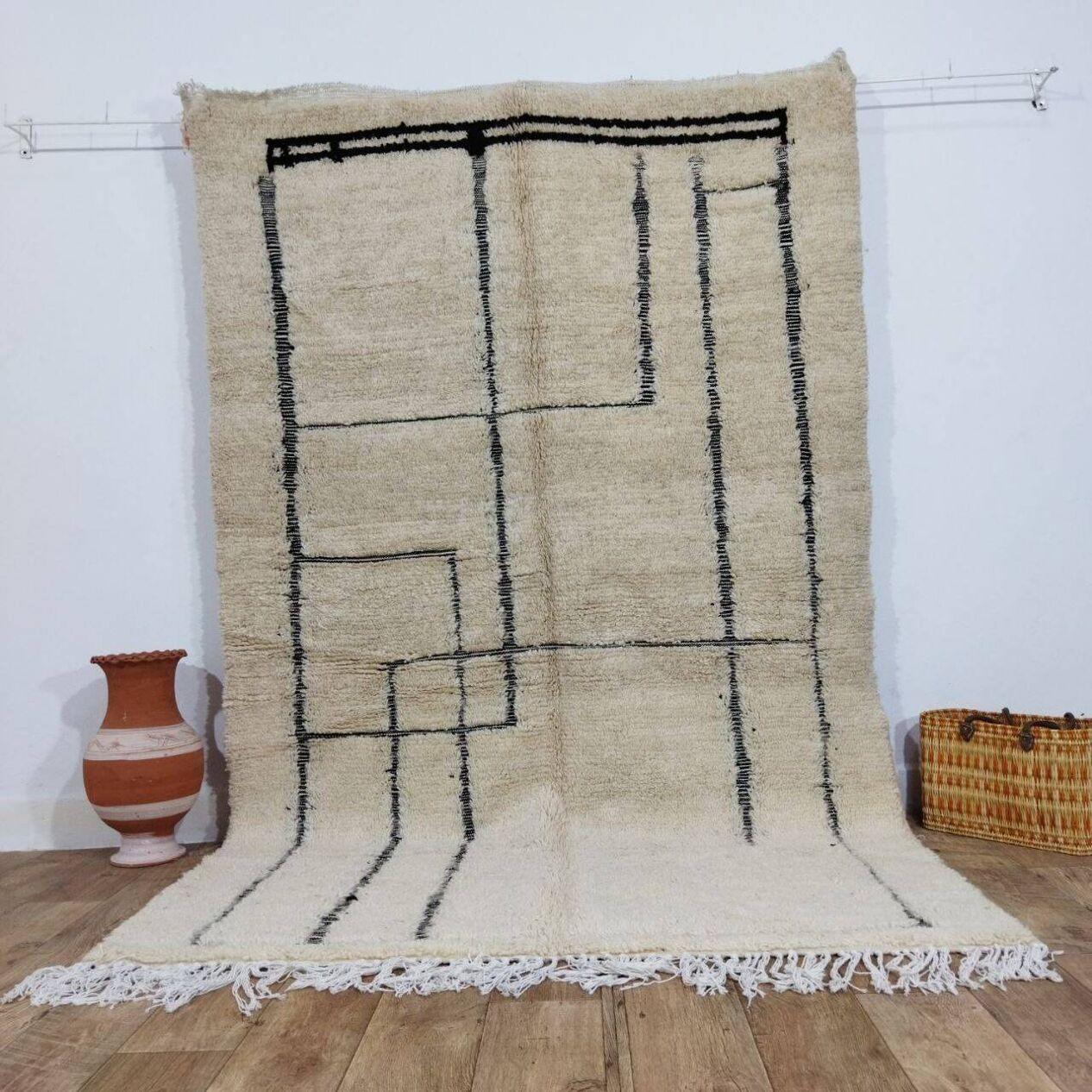 Handgefertigter marokkanischer Berberteppich 5,1' x 8,3', 1980er Jahre, 1X13 (Handgeknüpft) im Angebot
