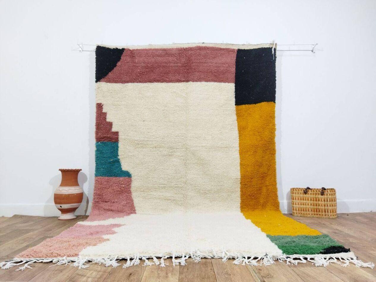 Handmade Vintage Moroccan Berber Rug 6.2' x 9.8', 1980s, 1X05 In Good Condition For Sale In Bordeaux, FR