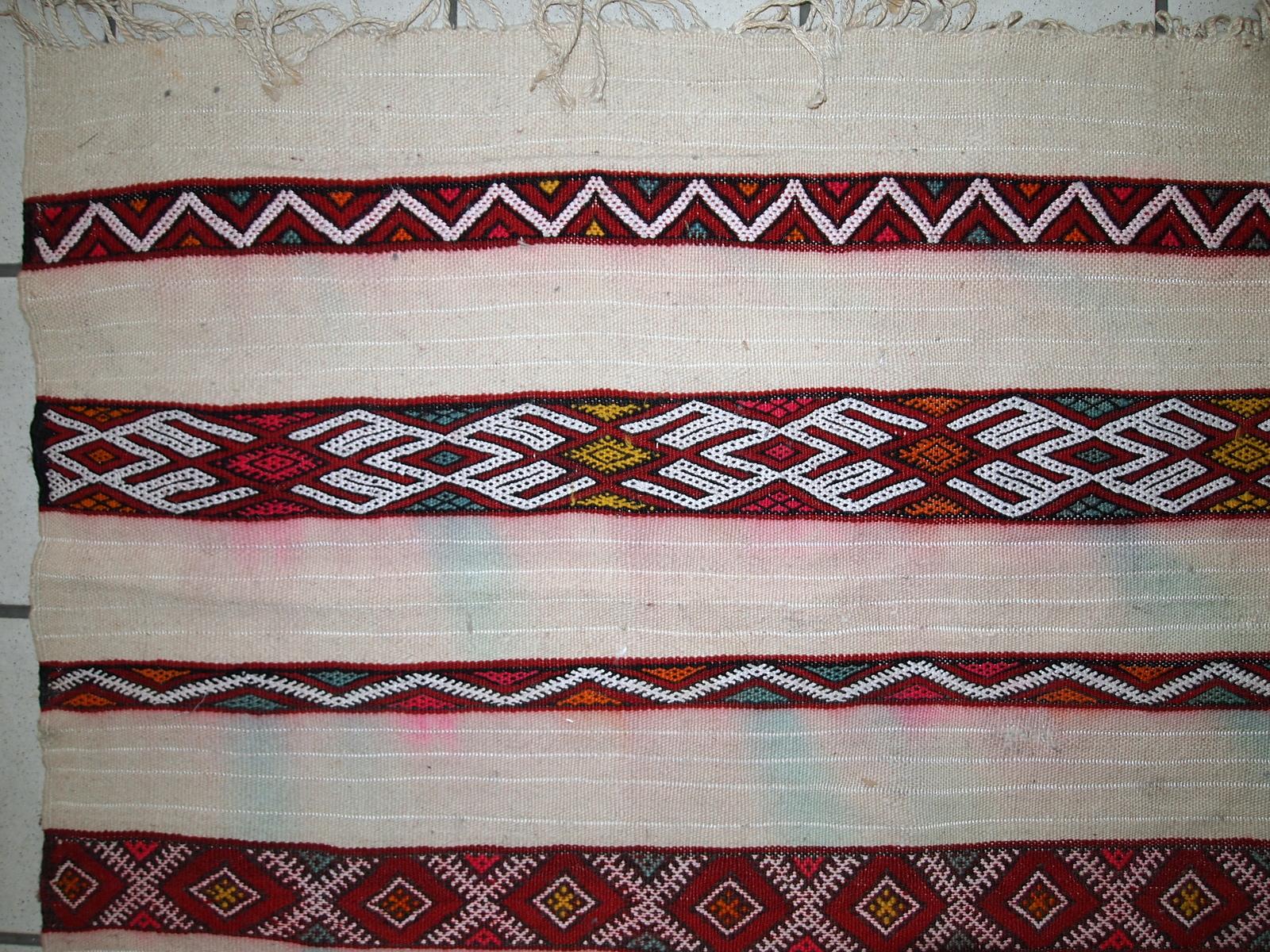 Cotton Handmade Vintage Moroccan Kilim, 1950s, 1C214 For Sale