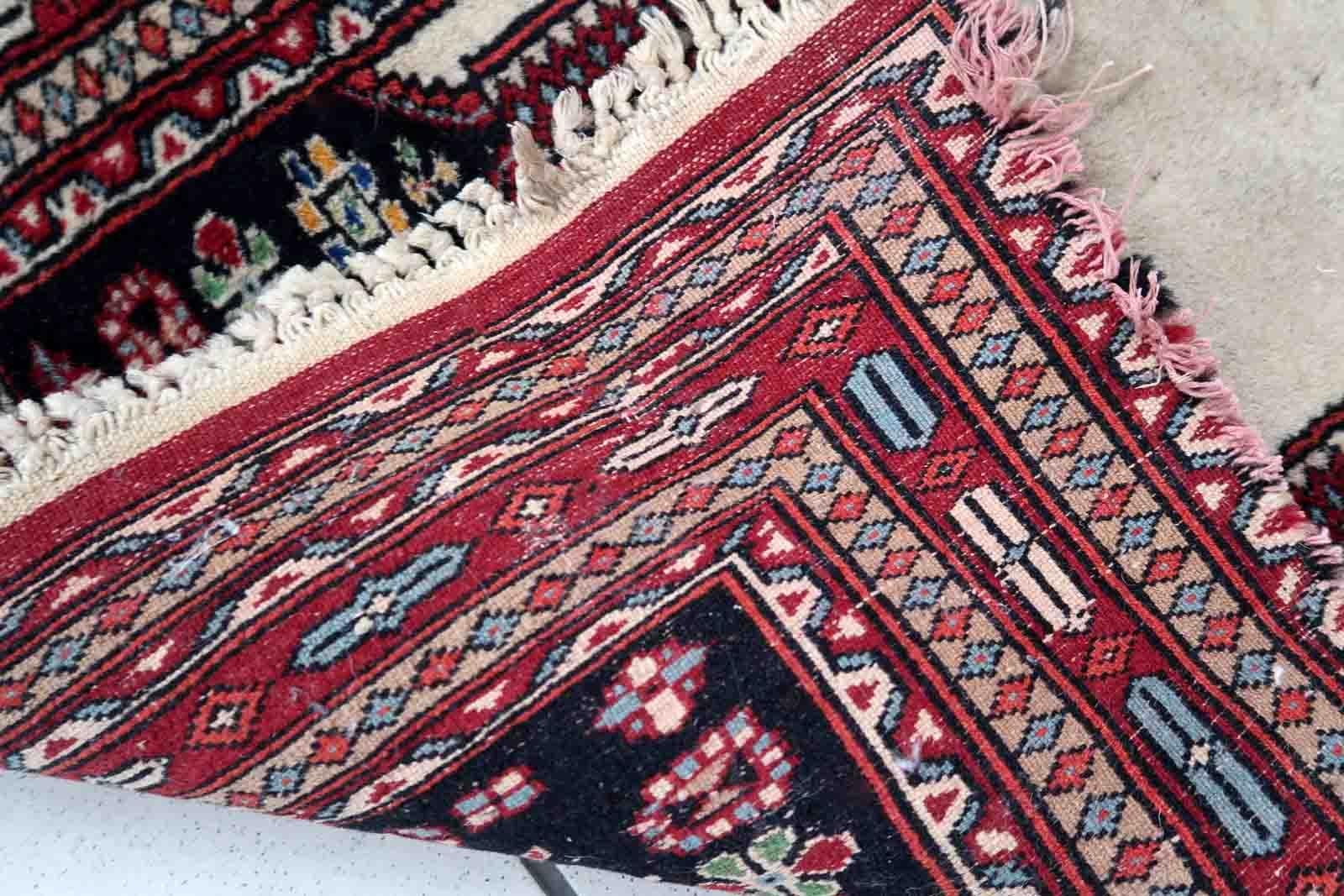 Hand-Knotted Handmade Vintage Pakistani Lahore Prayer Rug, 1970s, 1C867 For Sale