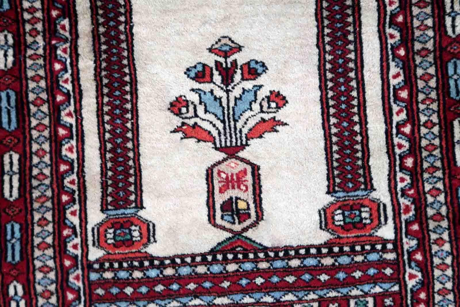 Wool Handmade Vintage Pakistani Lahore Prayer Rug, 1970s, 1C867 For Sale