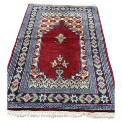 Handmade Vintage Pakistani Lahore Prayer Rug 2.1' x 3.1', 1970s - 1S20