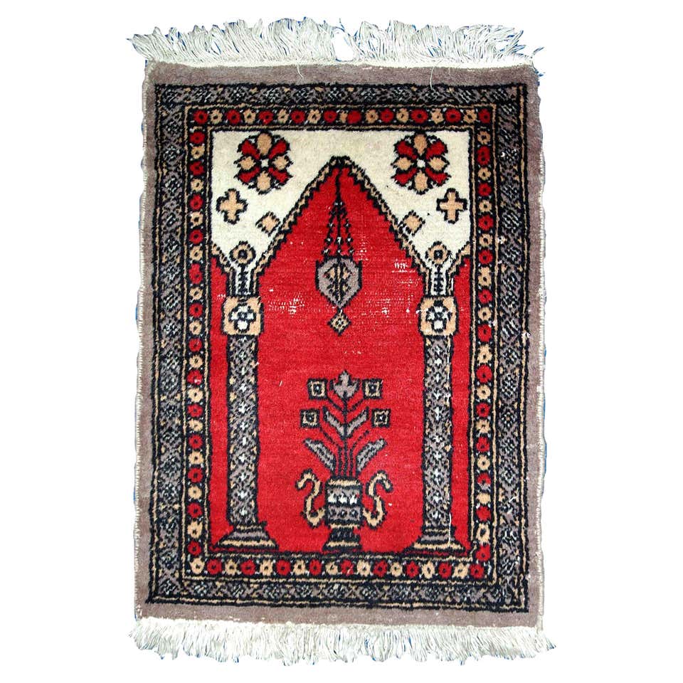 Handmade Vintage Pakistani Lahore Rug, 1950s, 1C391 For Sale at 1stDibs ...