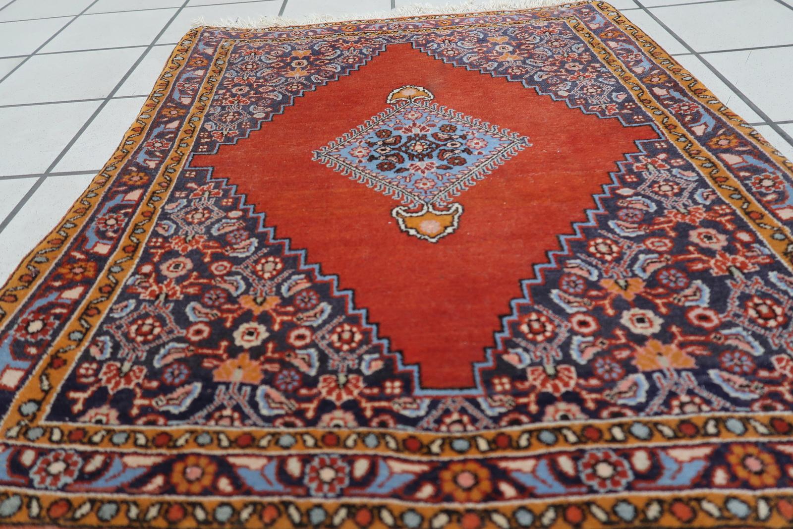 Tappeto persiano vintage Bidjar fatto a mano 2,2' x 2,8', anni '50 - 1C1077 in vendita 3