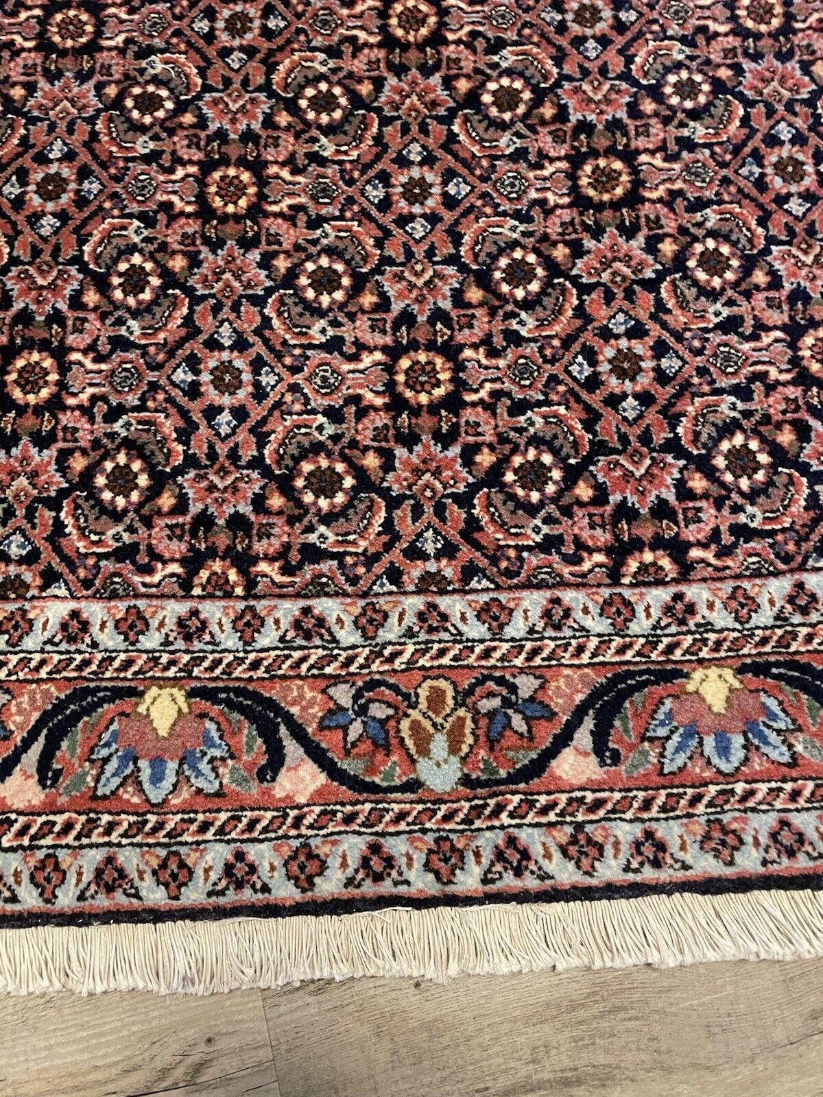 Tappeto persiano vintage Bidjar fatto a mano 2,6' x 6,3', anni '70 - 1N67 in vendita 6