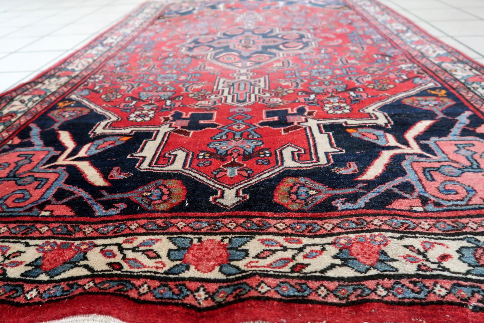 Handmade Vintage Persian Bidjar Rug 3.6' x 5.7', 1960s - 1C1142 For Sale 6