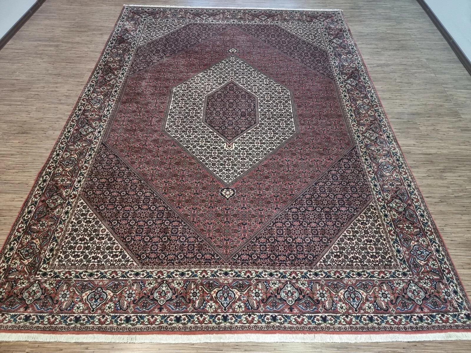 Handgefertigter persischer Bidjar-Teppich im Vintage-Stil 8,3' x 11,4' 1970er Jahre - 1D196 im Angebot 1