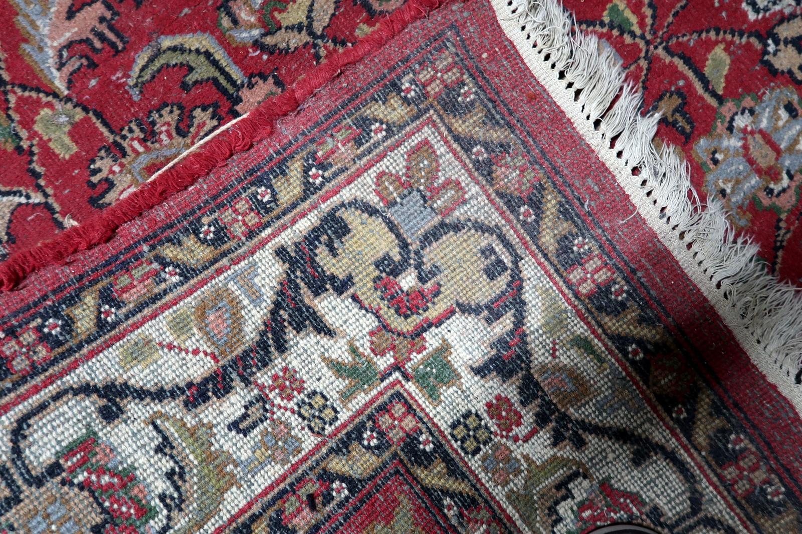 Handgefertigter Vintage Persian Distressed Hamadan Teppich 4.2' x 6.2', 1950er Jahre - 1C1186 im Angebot 3