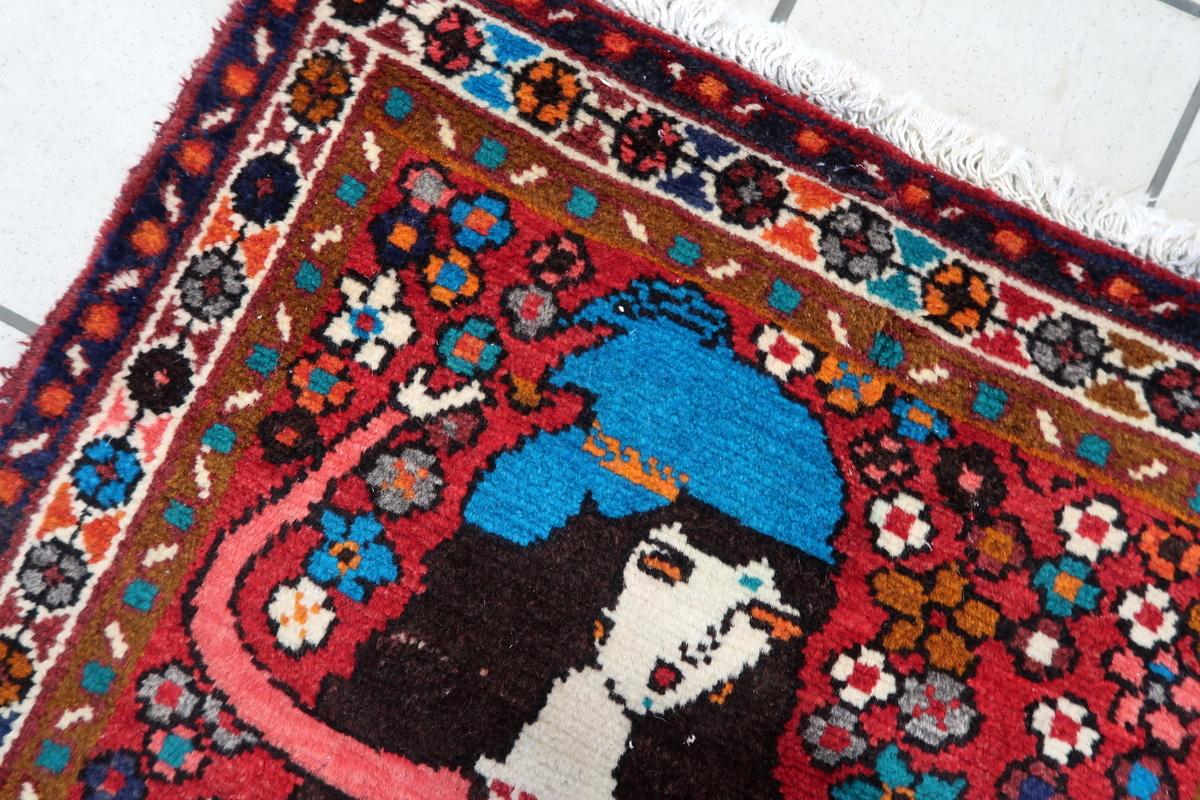 Hand-Knotted Handmade Vintage Persian Hamadan Rug 2.3' x 2.9' 1970s - 1С1161 For Sale