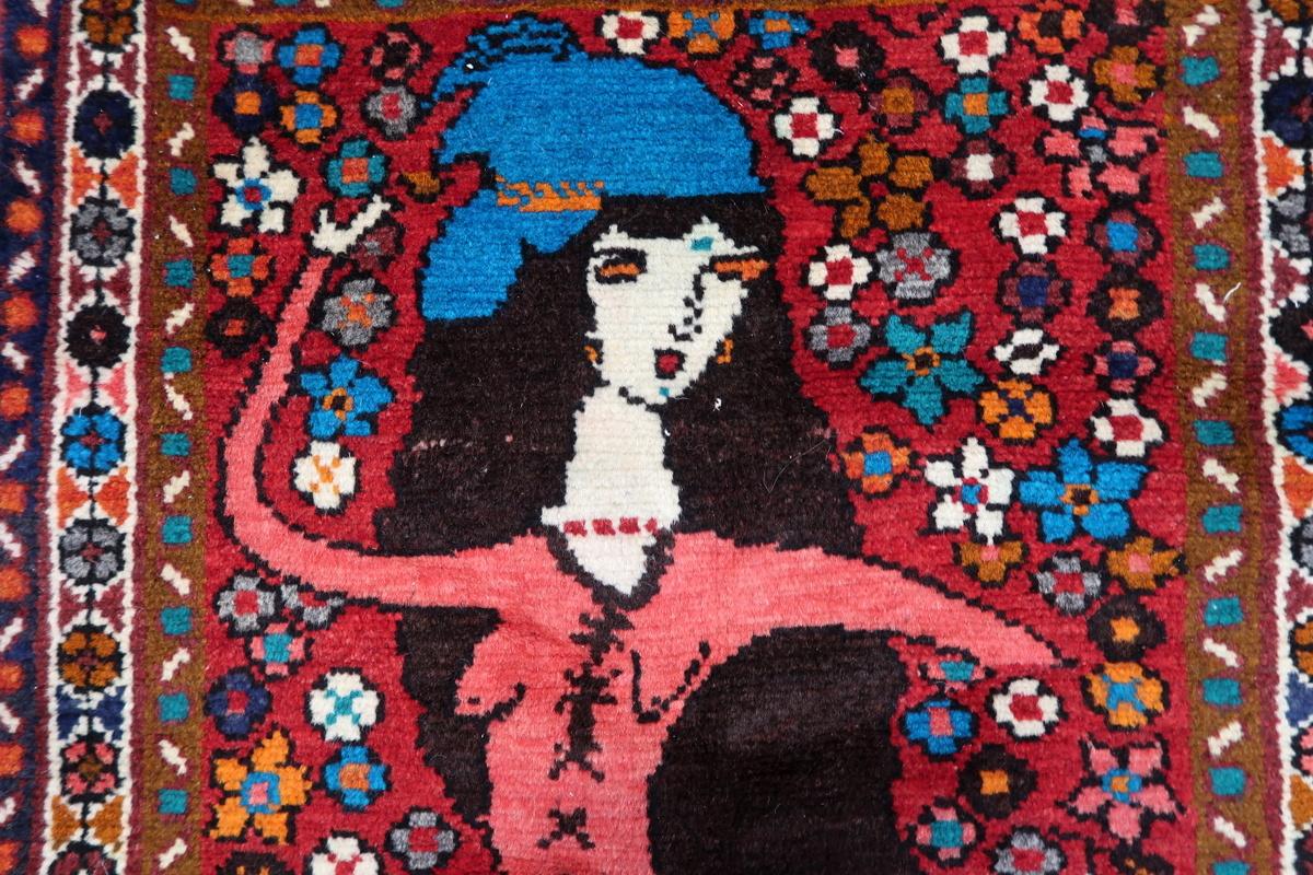 Handmade Vintage Persian Hamadan Rug 2.3' x 2.9' 1970s - 1С1161 In Good Condition For Sale In Bordeaux, FR