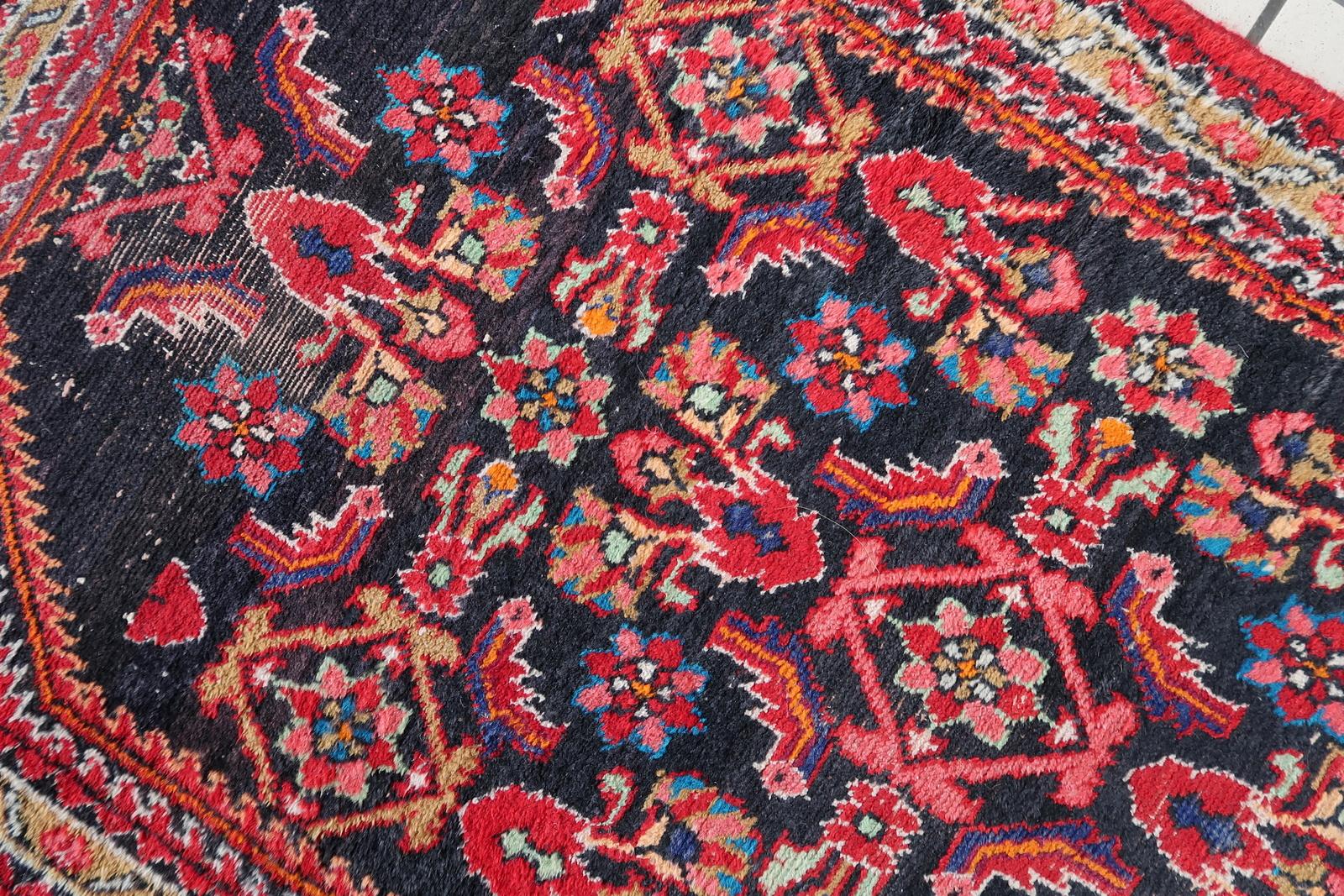 Handmade Vintage Persian Hamadan Rug 2.4' x 4.2', 1960s - 1C1139 In Good Condition For Sale In Bordeaux, FR