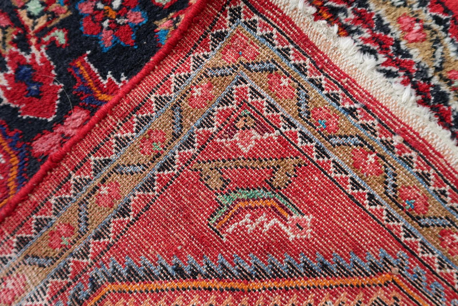 Handmade Vintage Persian Hamadan Rug 2.4' x 4.2', 1960s - 1C1139 For Sale 3
