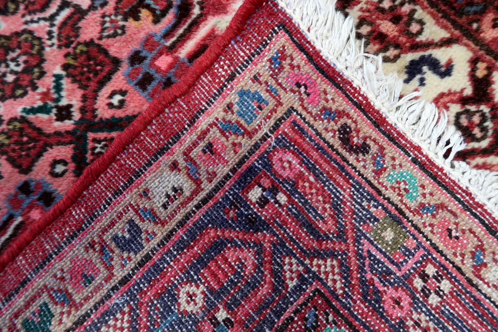 Handmade Vintage Persian Hamadan Rug 2.5' x 4' (77cm x 124cm), 1970s - 1C1112 For Sale 5