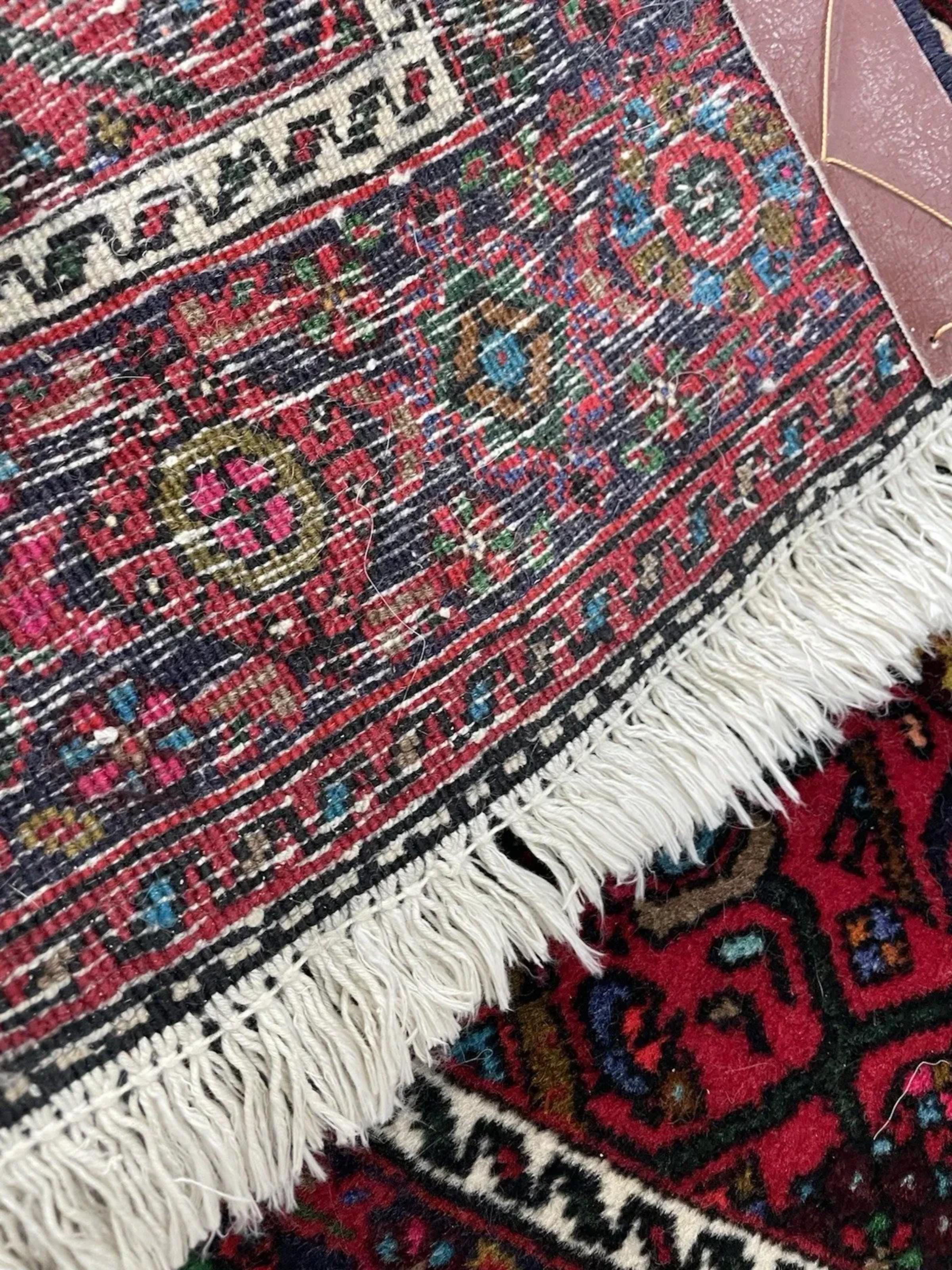 Handgefertigter Vintage Persian Hamadan Teppich 2.6' x 4.2', 1950er Jahre - 1N116 im Angebot 2