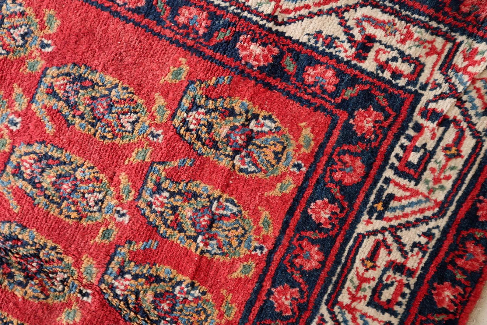 Hand-Knotted Handmade Vintage Persian Hamadan Rug 4.6' x 6.11, 1960s - 1C1179 For Sale