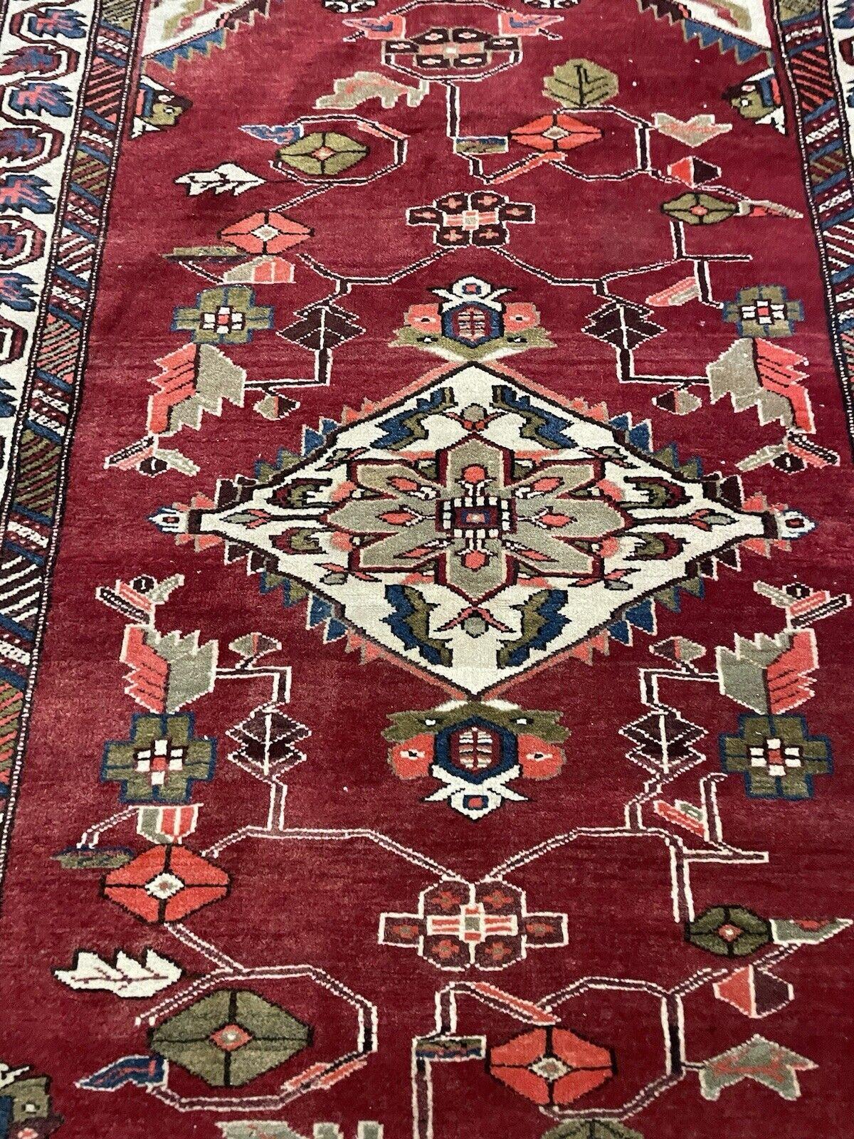 Tessuto a mano Tappeto persiano vintage Hamadan fatto a mano 5' x 7.2', anni '70 - 1N71 in vendita