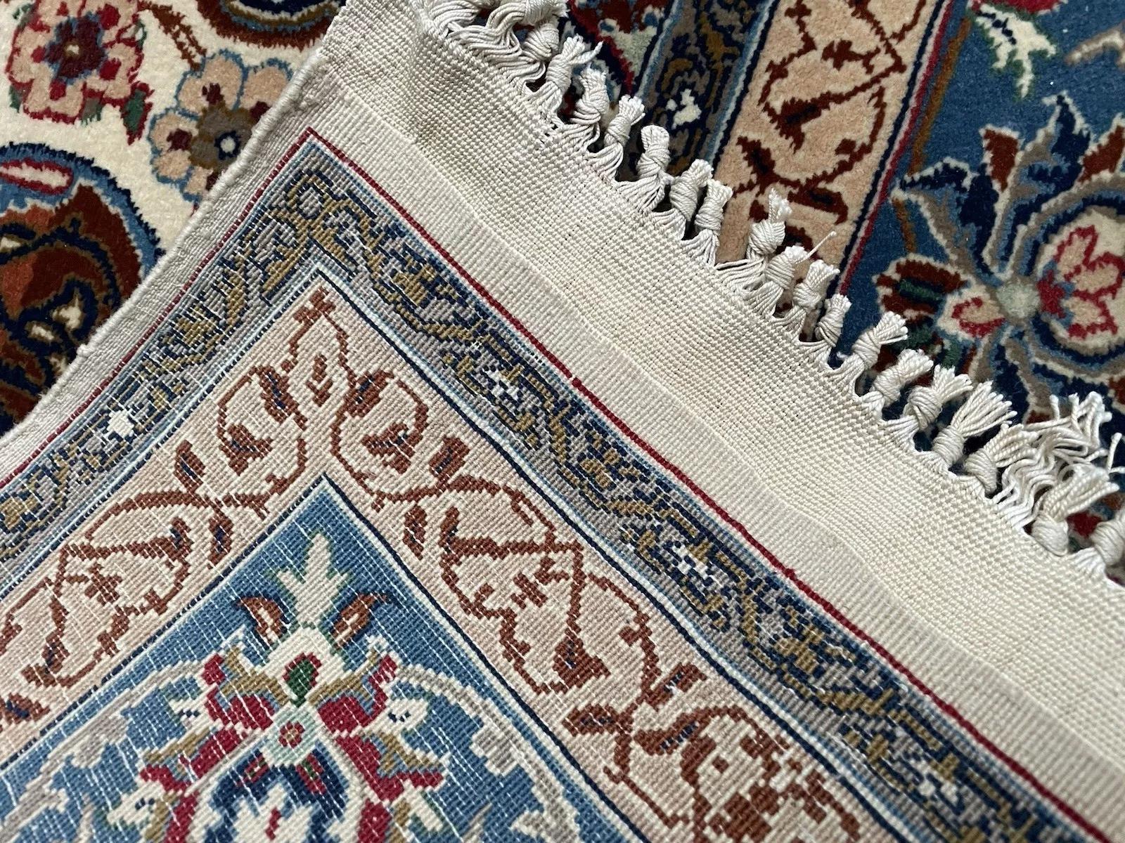 Handmade Vintage Persian Isfahan Rug 4.6' x 6.9' 1960s - 1N83 For Sale 1
