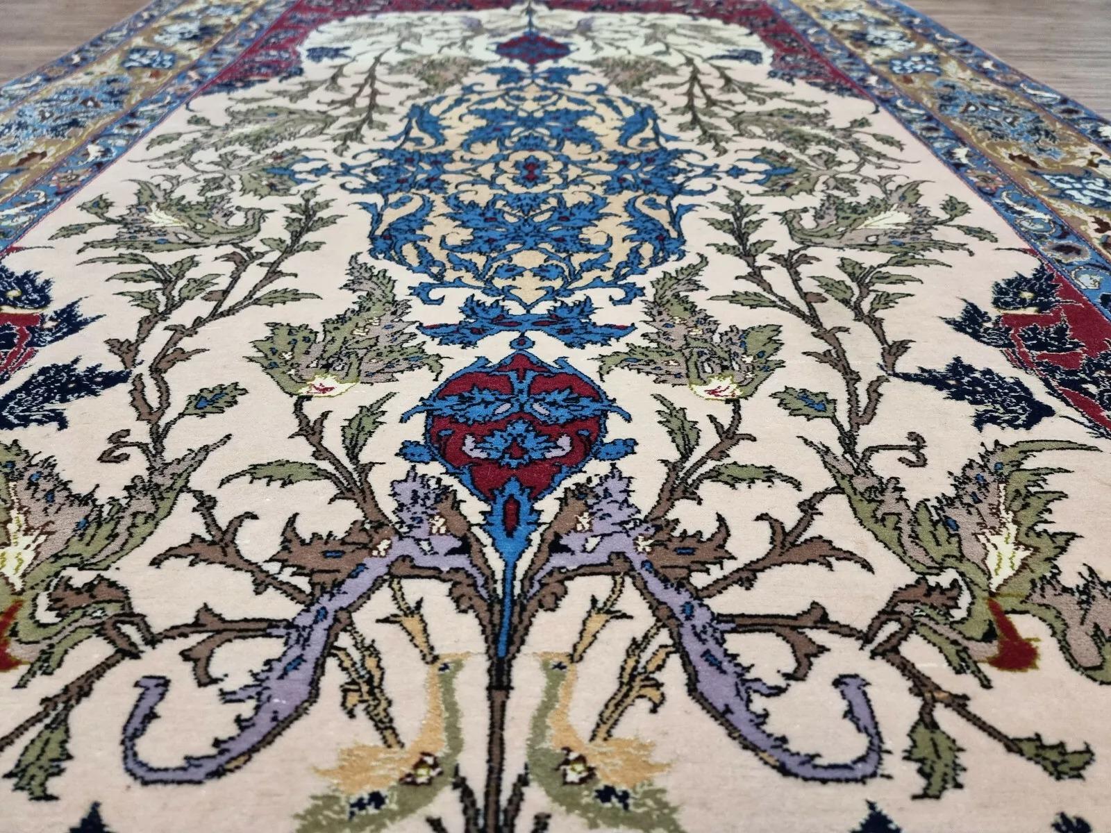 Hand-Knotted Handmade Vintage Persian Isfahan Rug With Silk 3.5' x 5.7' 1970s - 1D173 For Sale