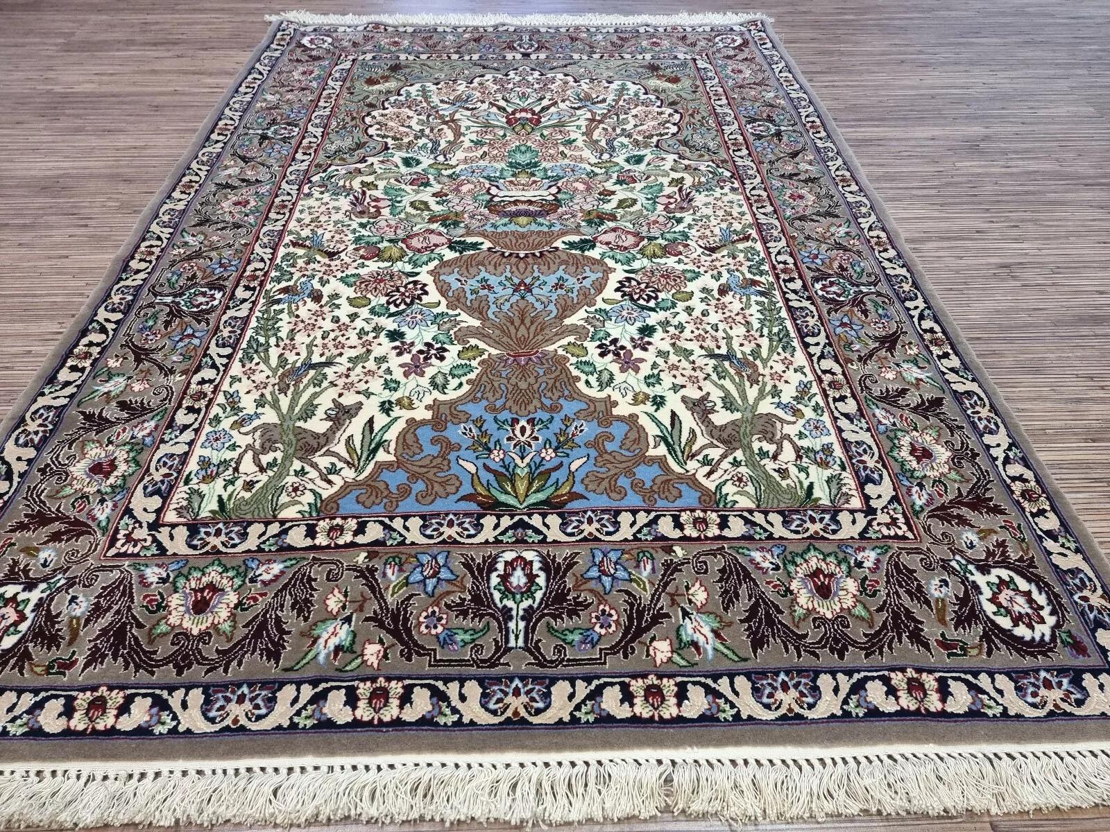 Handmade Vintage Persian Isfahan Rug With Silk 3.6' x 5.2' 1950s - 1D142 For Sale 2