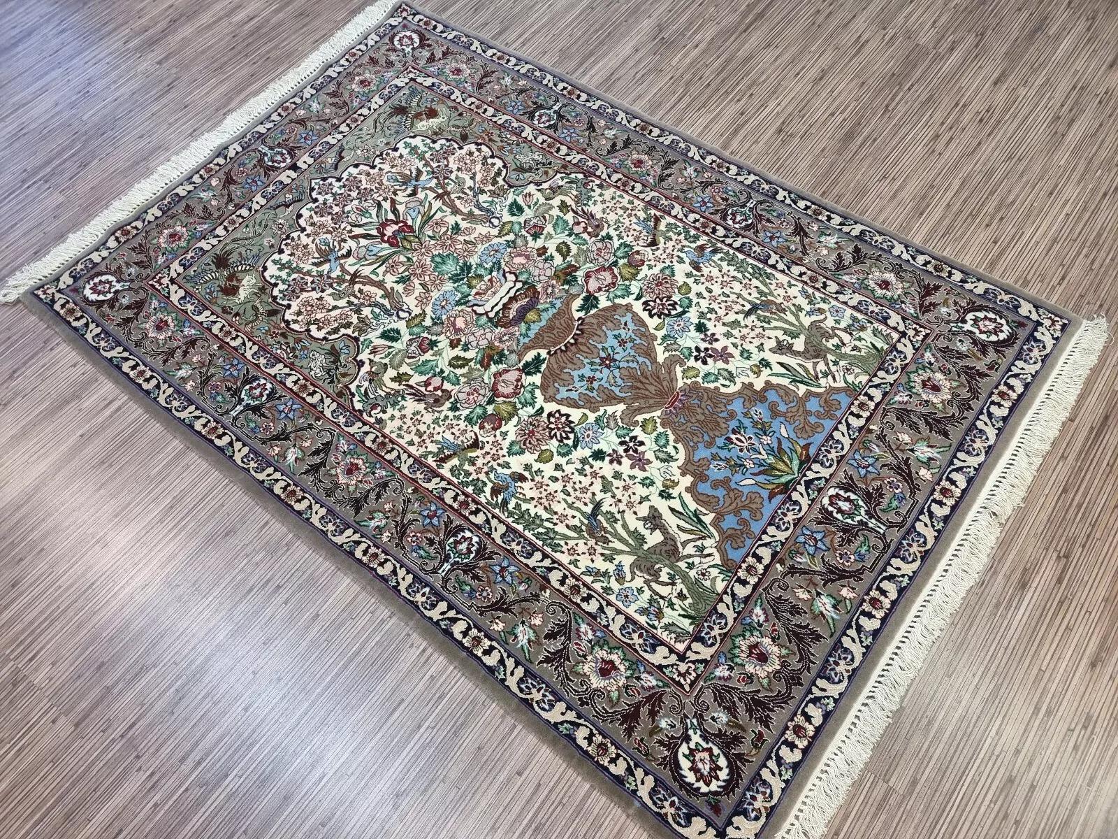 Handmade Vintage Persian Isfahan Rug With Silk 3.6' x 5.2' 1950s - 1D142 For Sale 3