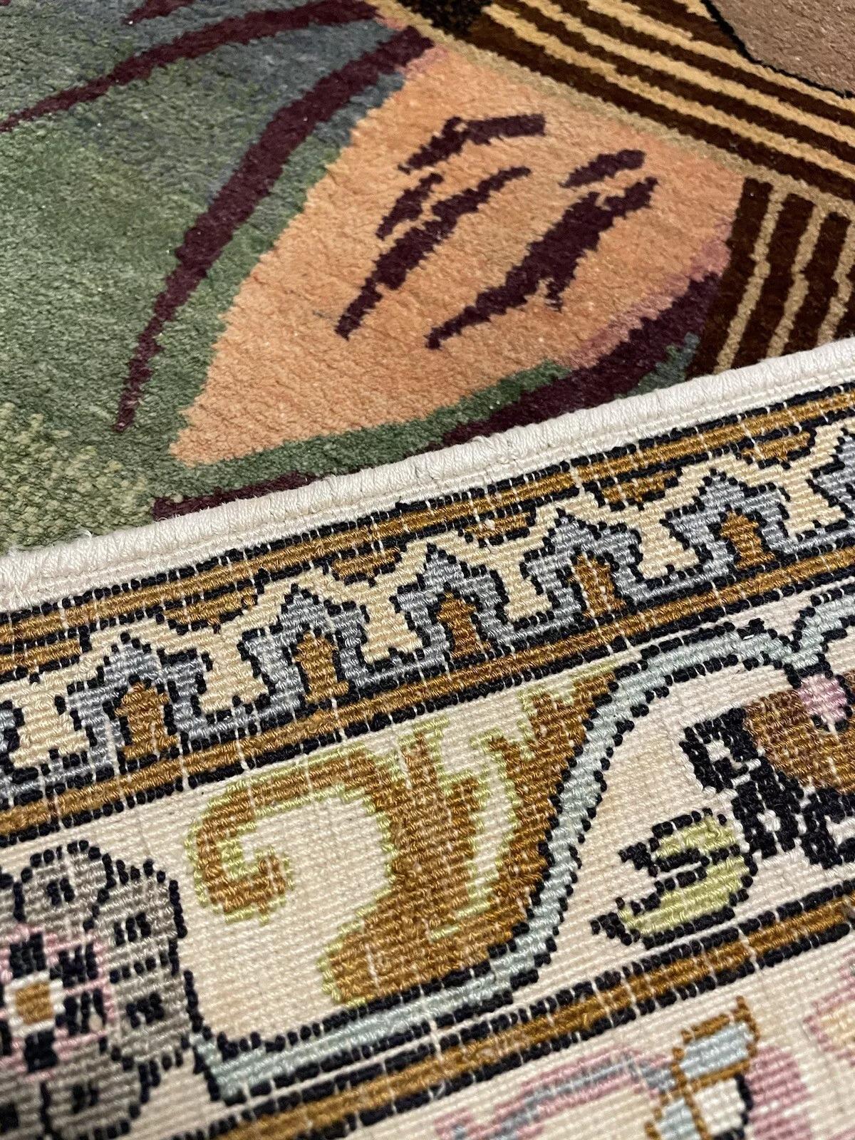 Tessuto a mano Tappeto di seta persiano Isfahan vintage fatto a mano 4,1' x 6,1', anni '70 - 1N31 in vendita