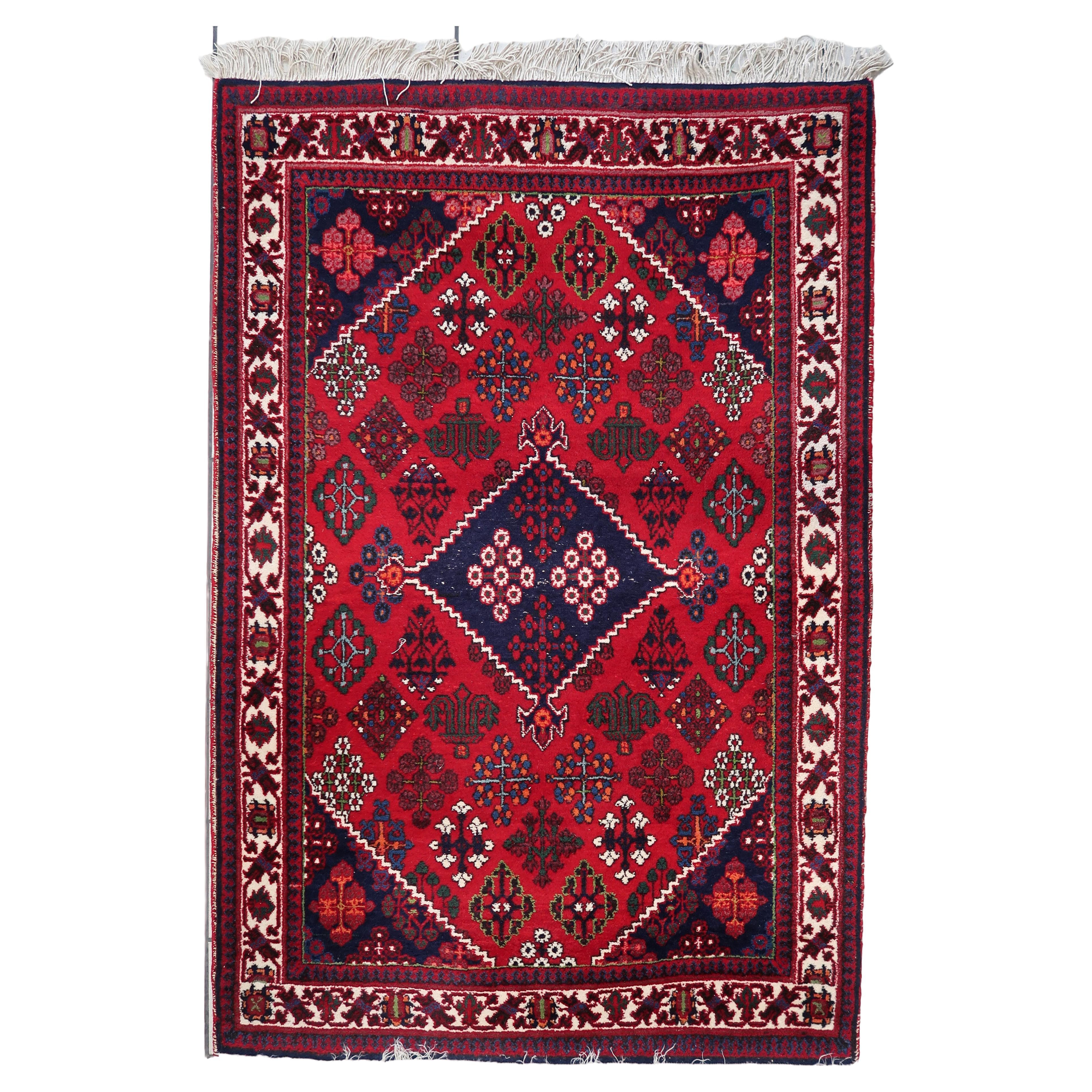Handgefertigter persischer Joshagan-Teppich im Vintage-Stil 3.4' x 5.2' (106cm x 159cm), 1970er Jahre  1C1108
