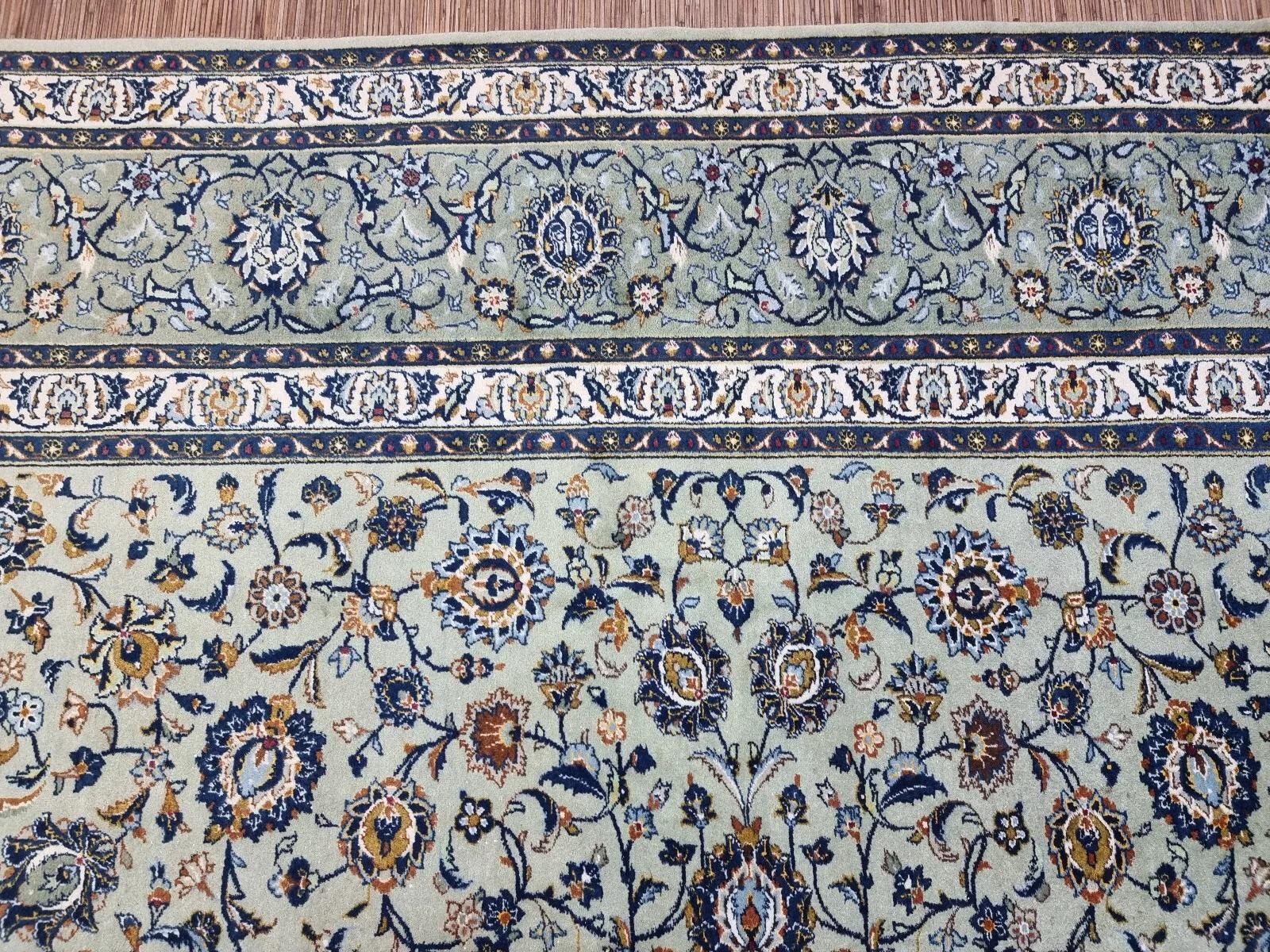 Handgefertigter alter persischer Kashan Teppich 9.8' x 11.5' 1970er Jahre - 1D204 (Ende des 20. Jahrhunderts) im Angebot