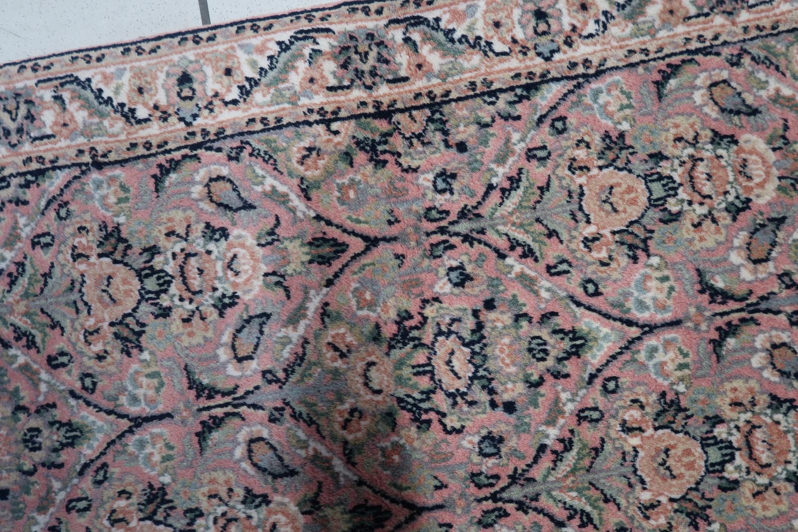 Handgefertigter persischer Kerman-Teppich im Vintage-Stil, 2' x 3.1' (61cm x 97cm) 1950er Jahre -1C1067 (Wolle) im Angebot