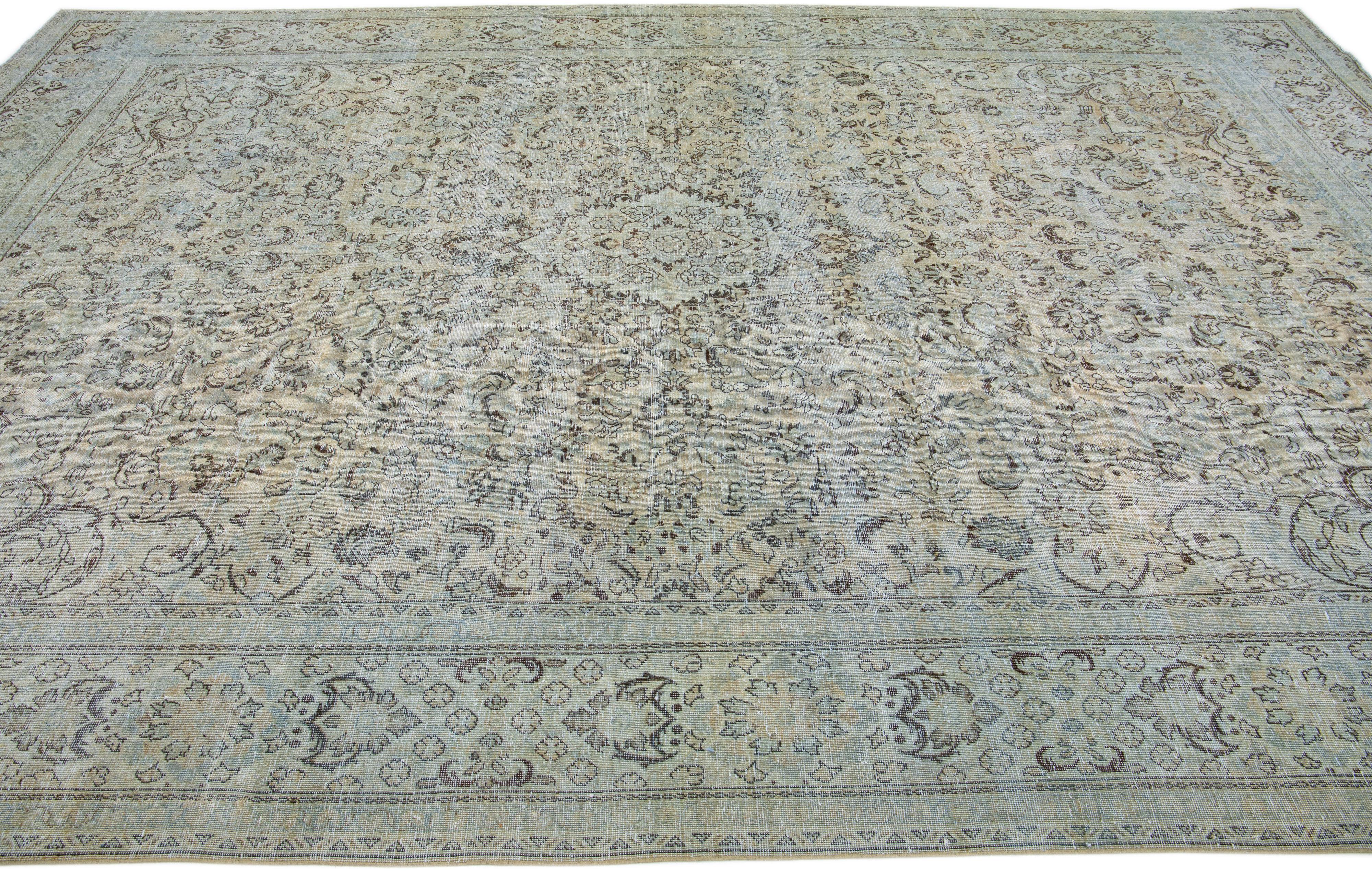 Hand-Knotted Handmade Vintage Persian Mahal Beige Wool Rug with Medallion Motif For Sale