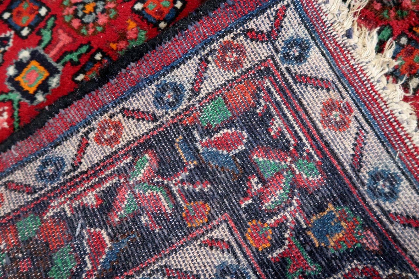 Handmade Vintage Persian Malayer Rug 5.4' x 7.1' (167cm x 219cm), 1960s - 1C1110 For Sale 8