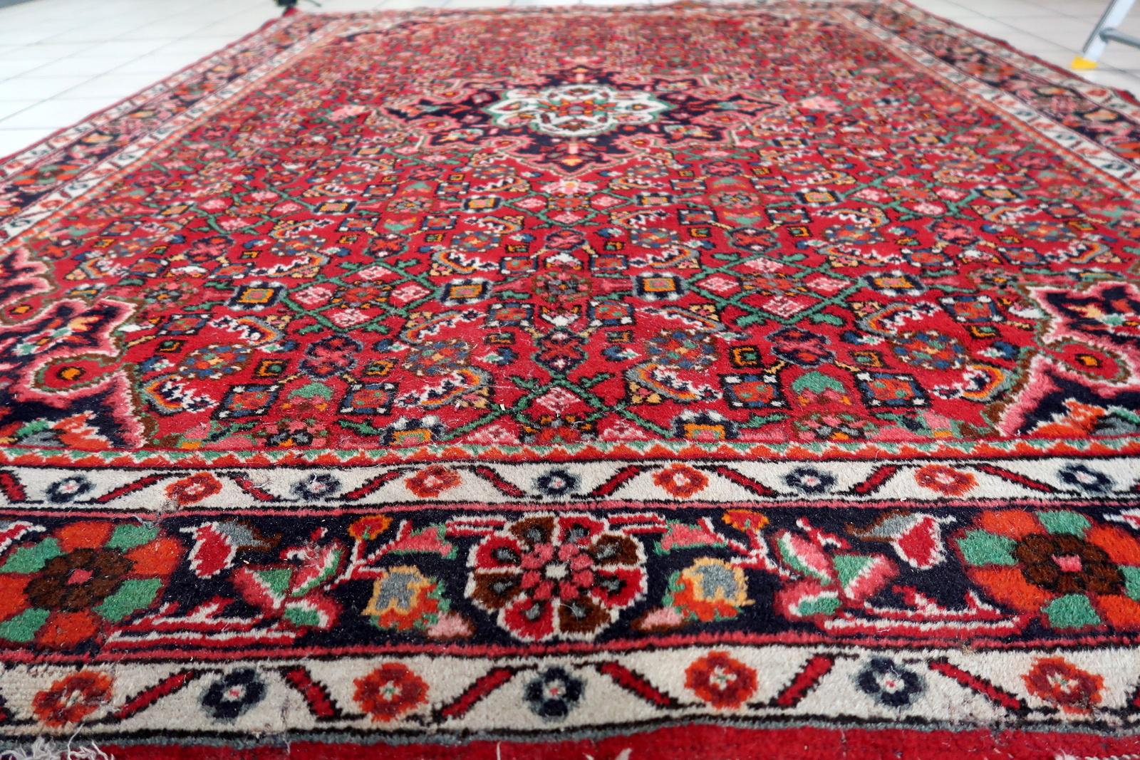 Handmade Vintage Persian Malayer Rug 5.4' x 7.1' (167cm x 219cm), 1960s - 1C1110 For Sale 9