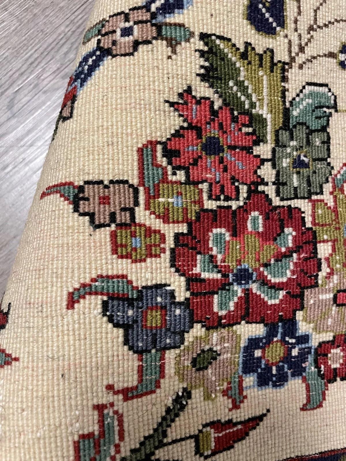 Handgefertigter persischer Qum-Teppich im Vintage-Stil 1,9' x 2,6', 1970er Jahre - 1N30 im Angebot 2