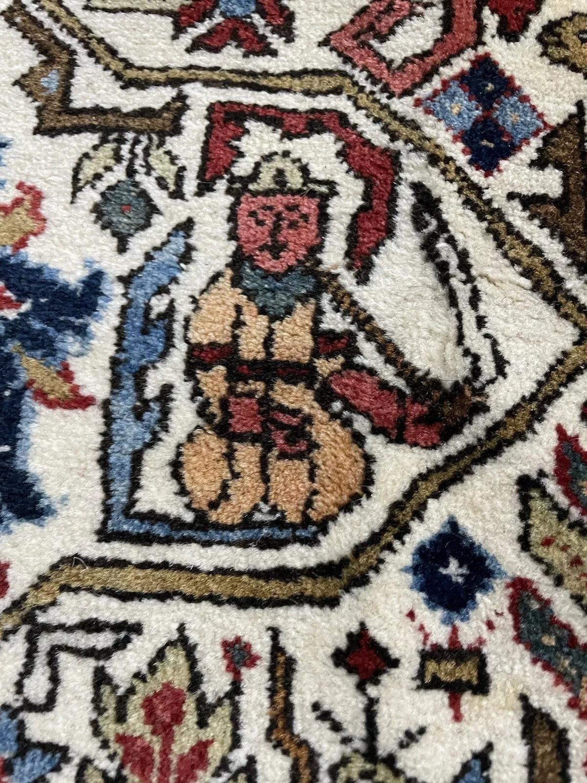 Tappeto Qum persiano d'epoca fatto a mano 7,5' x 10,9' (228 cm x 331 cm), anni '60 - 1N52 In condizioni buone in vendita a Bordeaux, FR