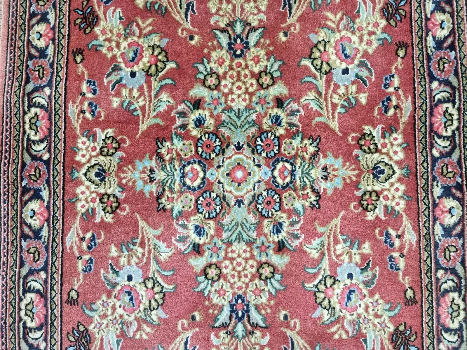 Handgefertigter persischer Qum-Läufer im Vintage-Stil 2,6 x 12,7 cm 1970er Jahre - 1D192 im Zustand „Gut“ im Angebot in Bordeaux, FR