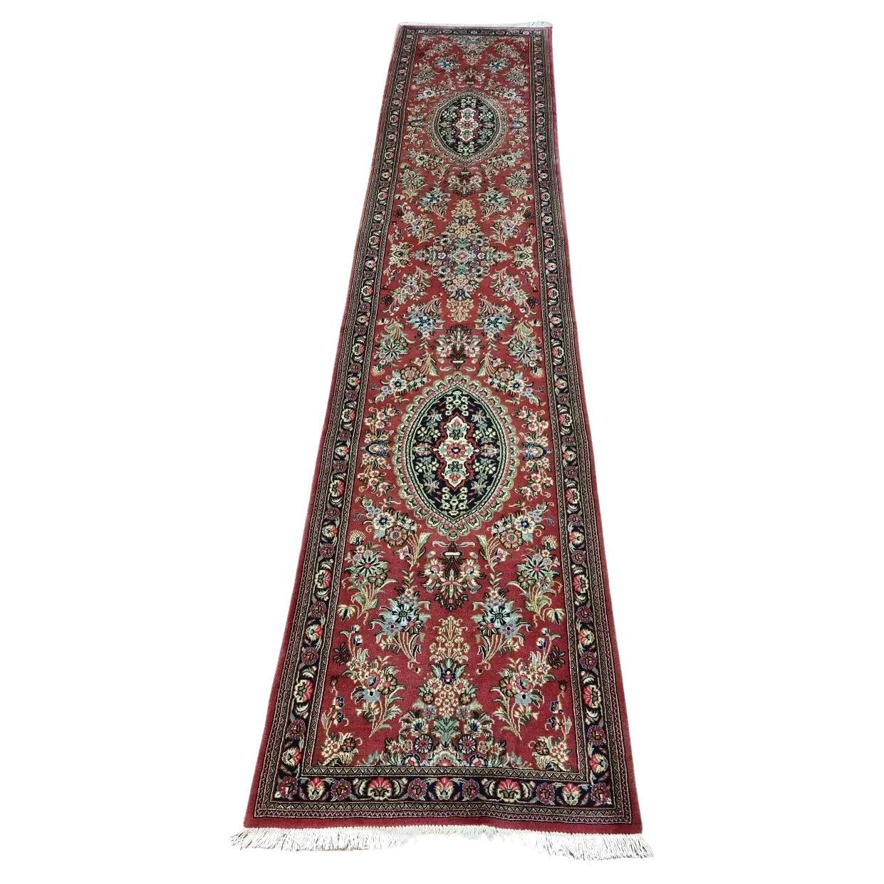 Tapis de couloir persan Qum vintage fait à la main 2,6 x 12,7 1970 - 1D192