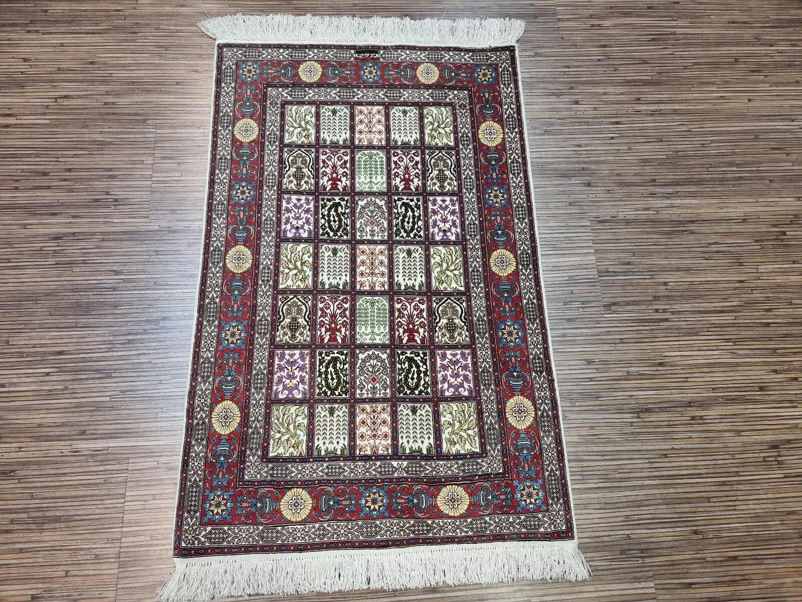 Handgefertigter persischer Qum-Seidenteppich im Vintage-Stil 1,9' x 2,9' 1980er Jahre - 1D165 im Angebot 5